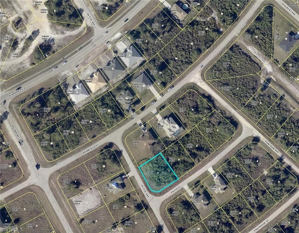 307 Patio ST LEHIGH ACRES, FL 33974