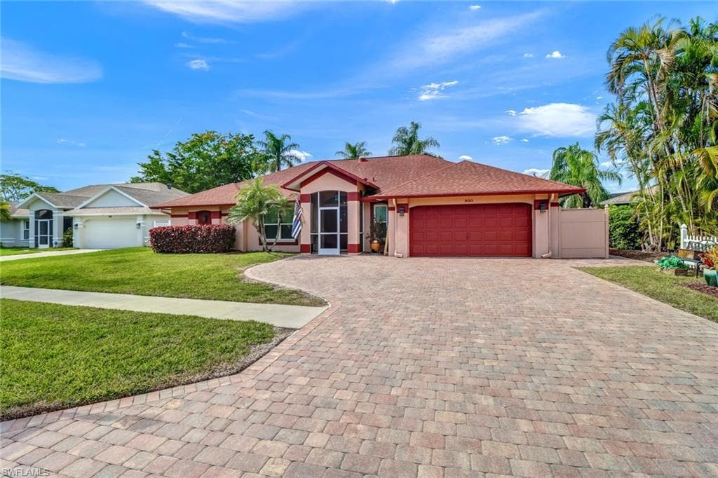 900 Hidden Harbour DR NAPLES, FL 34109