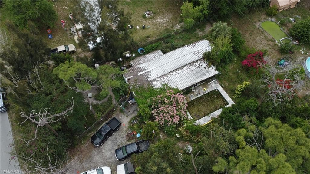 8326 Breeze DR NORTH FORT MYERS, FL 33917