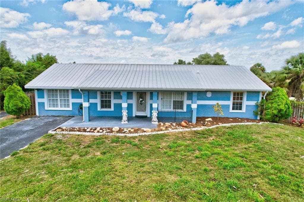 2511 8th AVE SE NAPLES, FL 34117