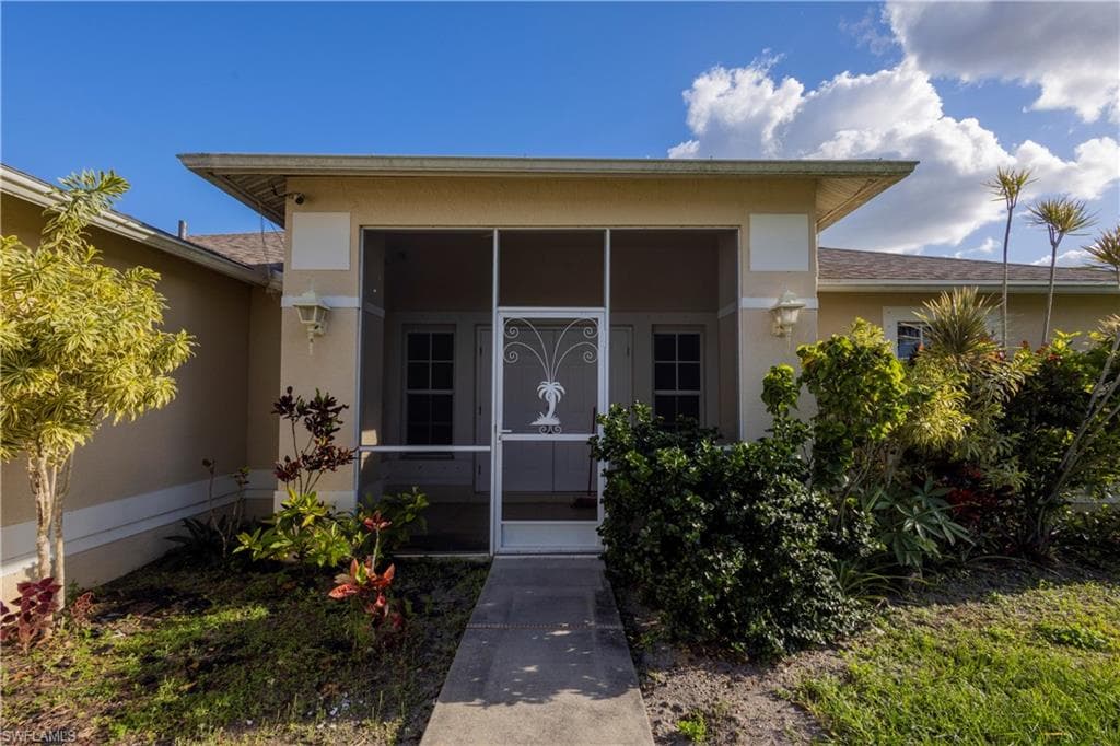 4203 4th ST SW LEHIGH ACRES, FL 33976