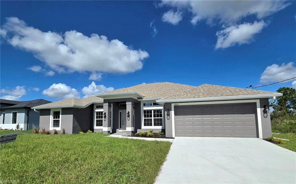 2810 45th ST W LEHIGH ACRES, FL 33971