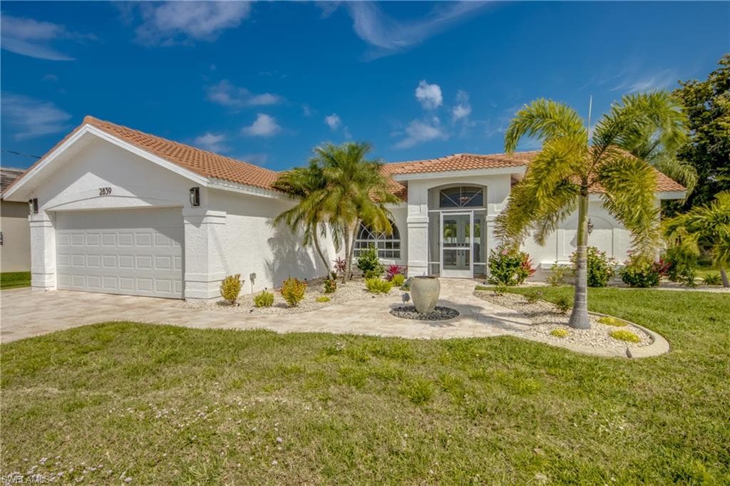 2839 Cape Coral PKWY W CAPE CORAL, FL 33914