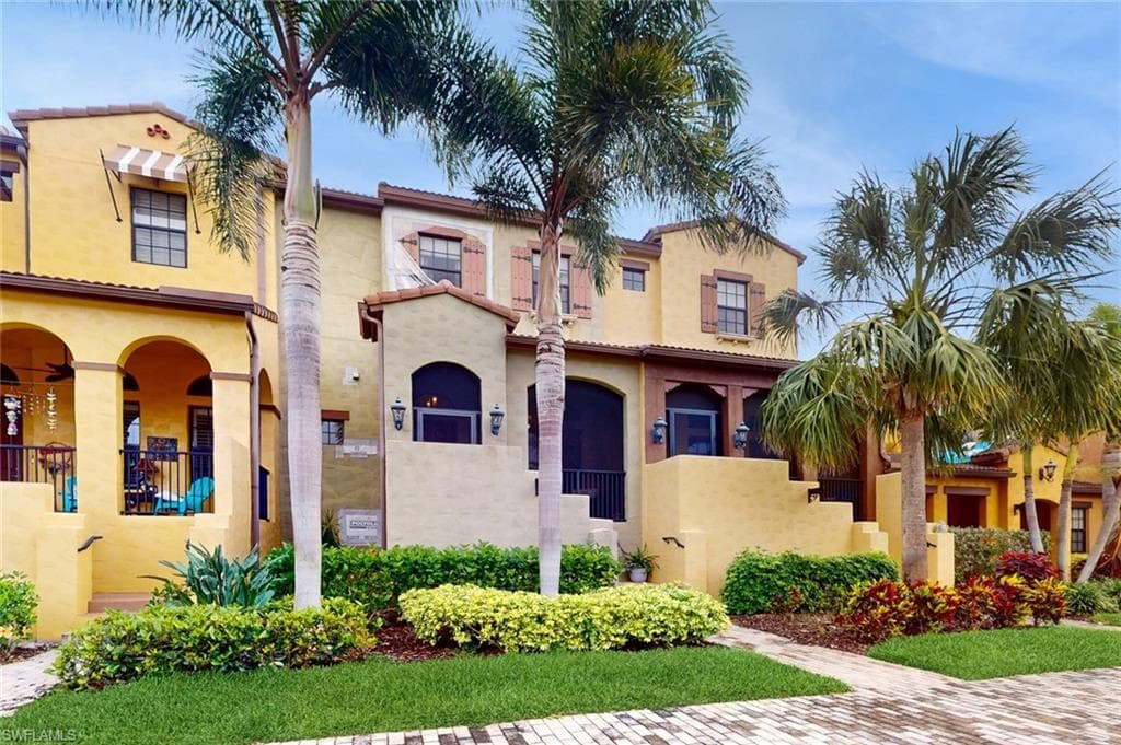 8697 Olinda WAY 7603 FORT MYERS, FL 33912