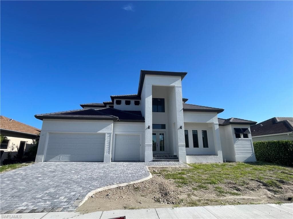 1056 Cottonwood CT MARCO ISLAND, FL 34145