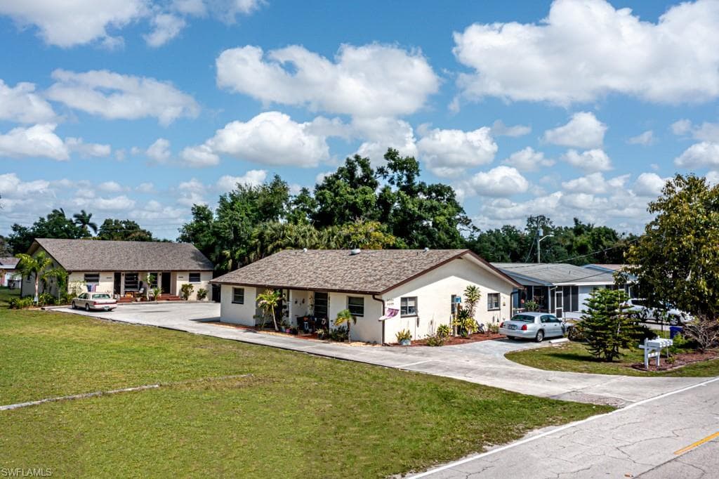 3227-3233 Edgewood AVE FORT MYERS, FL 33916