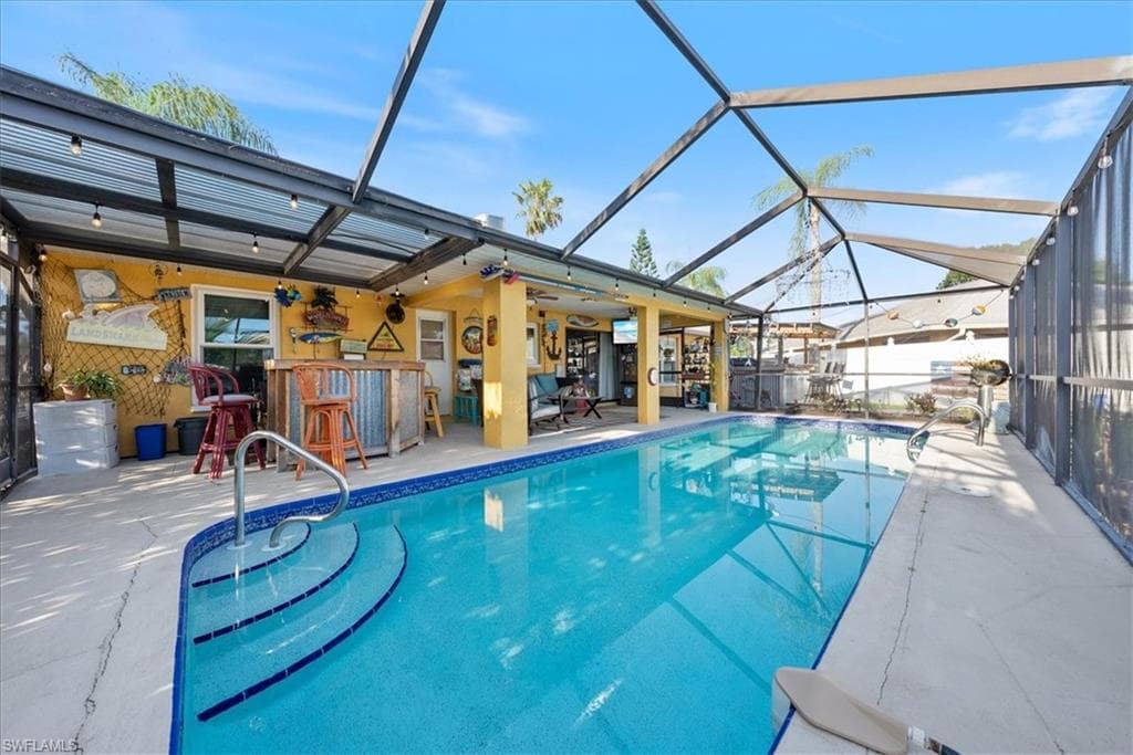 10278 SANDY HOLLOW LN BONITA SPRINGS, FL 34135