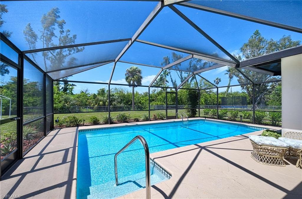 5928 1st CT CAPE CORAL, FL 33914
