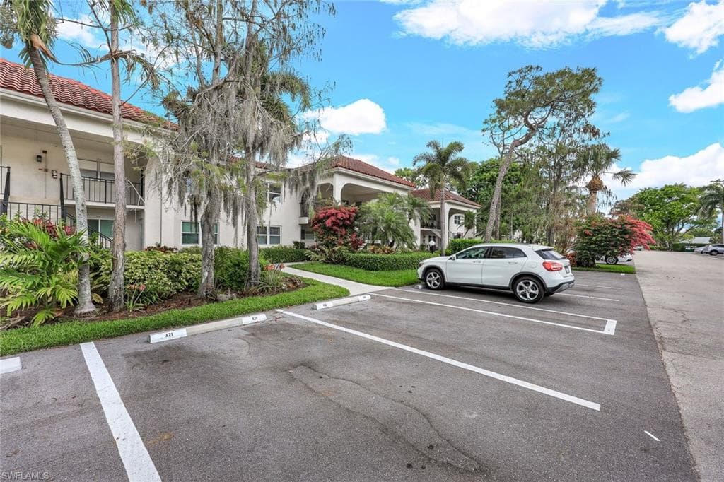 1056 Forest Lakes DR A-203 NAPLES, FL 34105