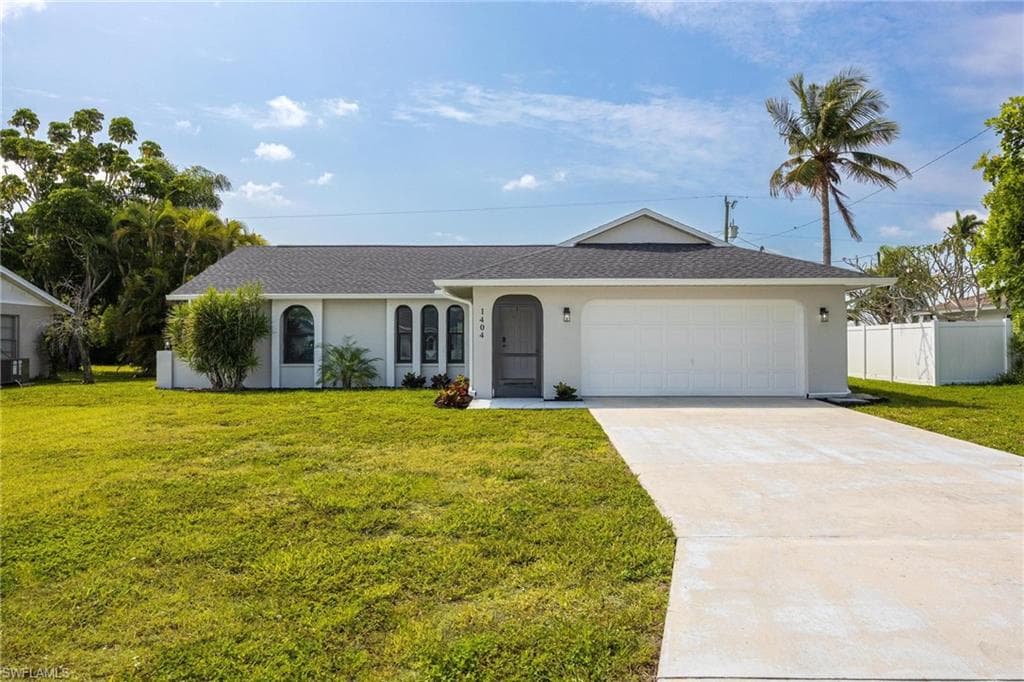 1404 SE 39th TER CAPE CORAL, FL 33904