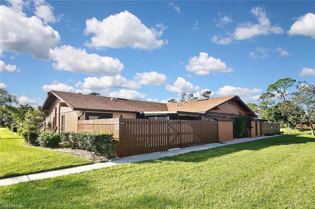 15415 Crystal Lake DR NORTH FORT MYERS, FL 33917