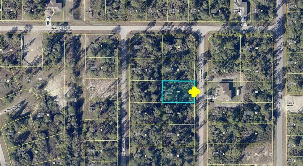 444 Zimmerman AVE LEHIGH ACRES, FL 33974
