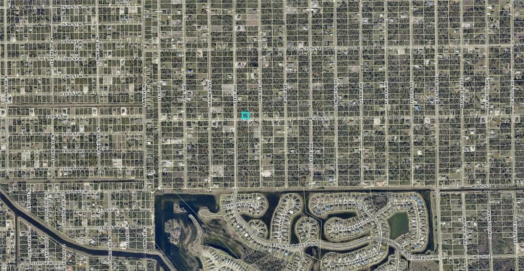 1804 W 9th ST LEHIGH ACRES, FL 33972