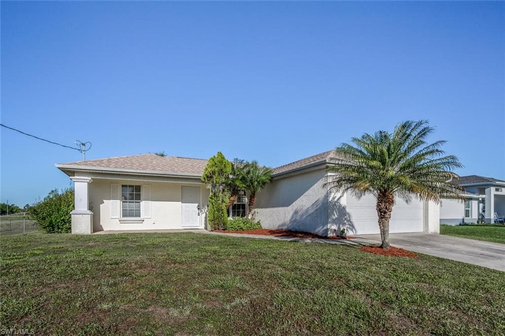 6001 Pat AVE N LEHIGH ACRES, FL 33971