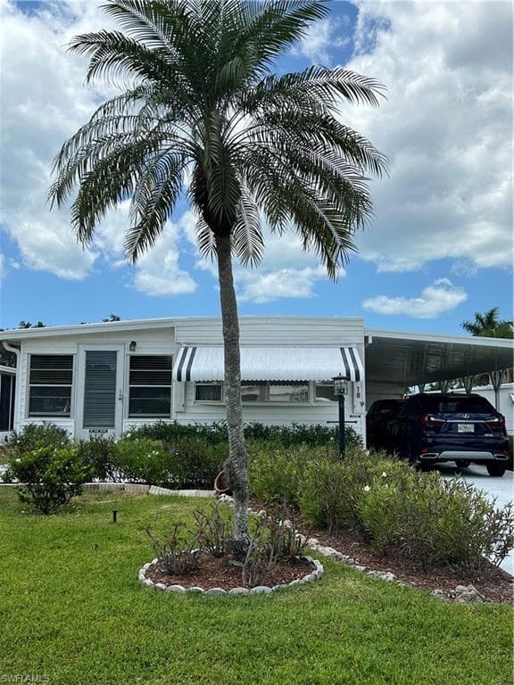 18 San Remo CIR NAPLES, FL 34112