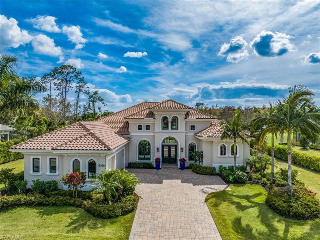 6368 Burnham RD NAPLES, FL 34119