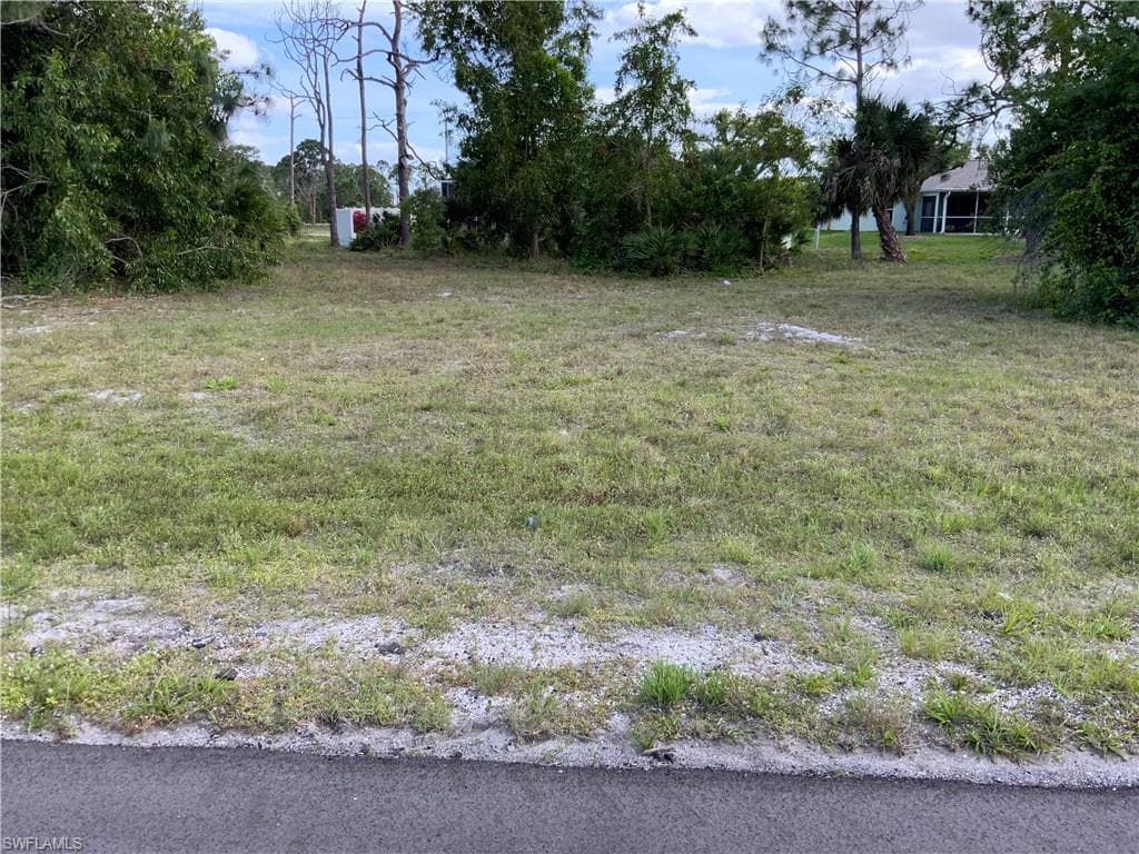 3818 NW 46th TER CAPE CORAL, FL 33993
