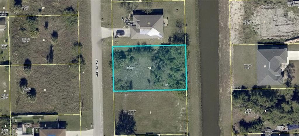 1118 Adeline AVE LEHIGH ACRES, FL 33971