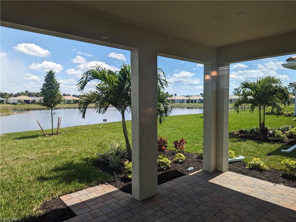 495 Polihale WAY NAPLES, FL 34114