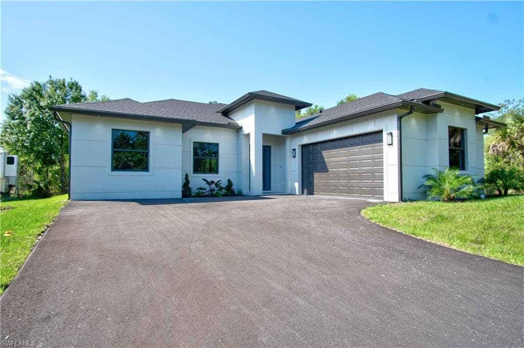 2922 4th AVE SE NAPLES, FL 34117