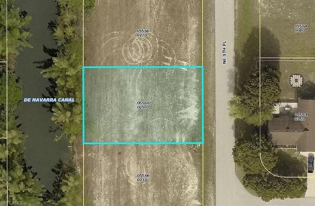 3334 NE 9th PL CAPE CORAL, FL 33909