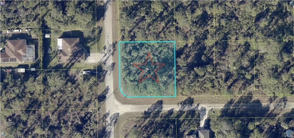 1017 Card ST E LEHIGH ACRES, FL 33974