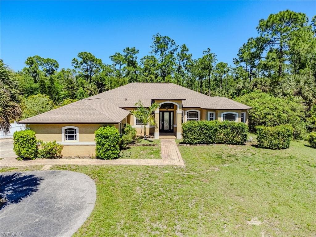 441 10th AVE NE NAPLES, FL 34120