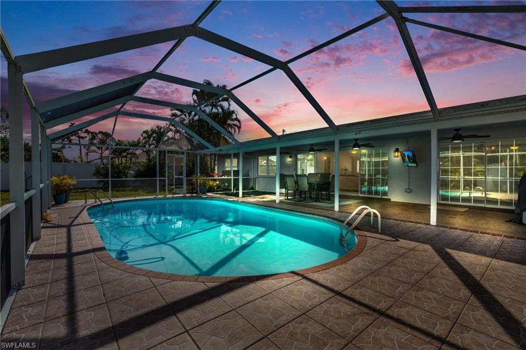1425 31st ST CAPE CORAL, FL 33904