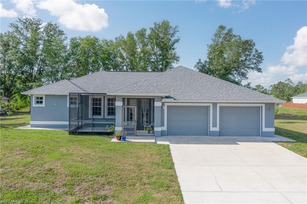 3613 38th ST SW LEHIGH ACRES, FL 33976