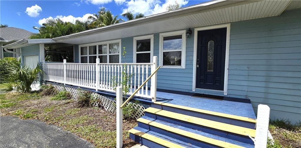 702 Palm AVE PUNTA GORDA, FL 33950