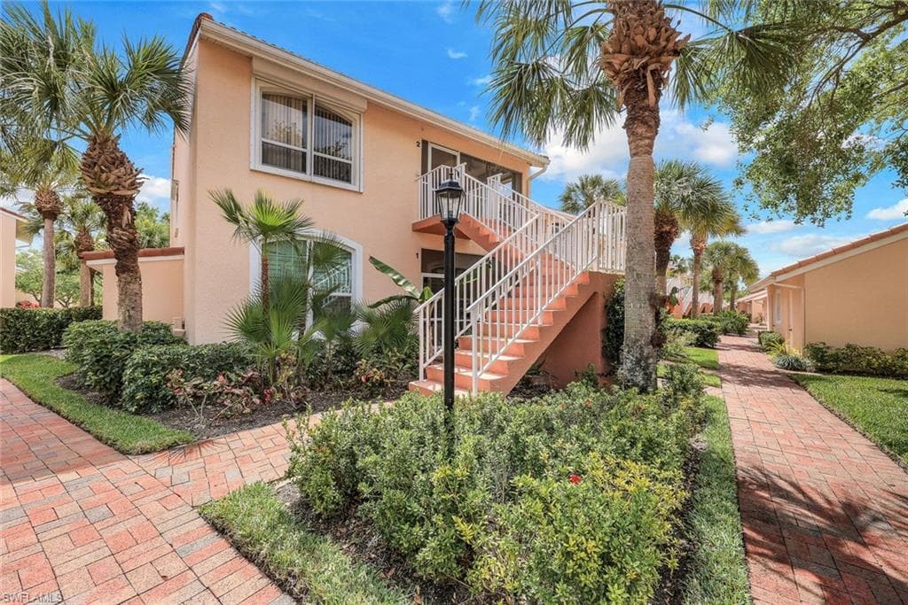 2036 Cascades DR 5202 NAPLES, FL 34112