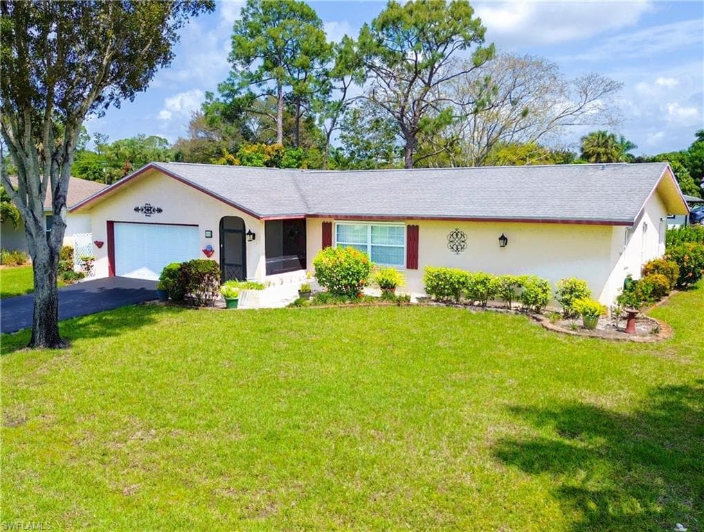 900 Roseate DR NAPLES, FL 34104