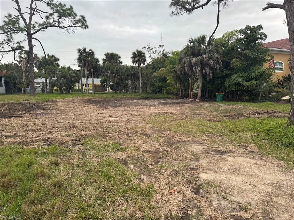 1942 Danford ST NAPLES, FL 34112