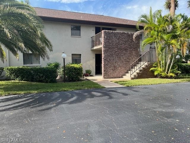 10 Beth Stacey BLVD 211 LEHIGH ACRES, FL 33936