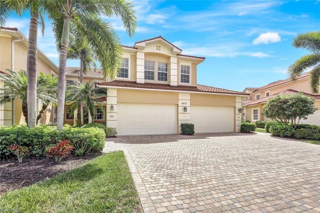 8653 Champions PT 1302 NAPLES, FL 34113