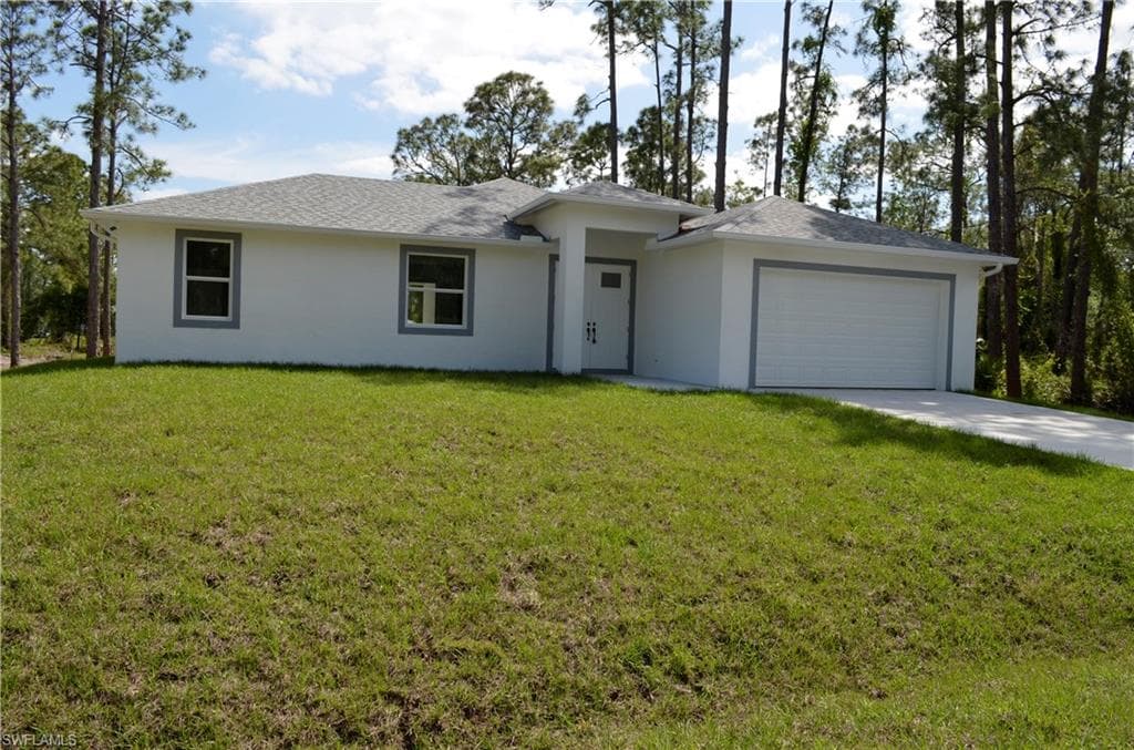 2611 Carol PL LEHIGH ACRES, FL 33971