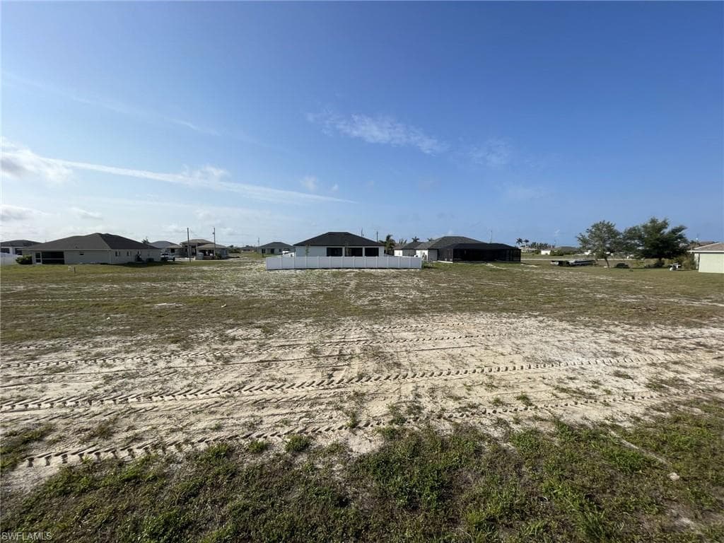 4402 NW 33rd ST CAPE CORAL, FL 33993