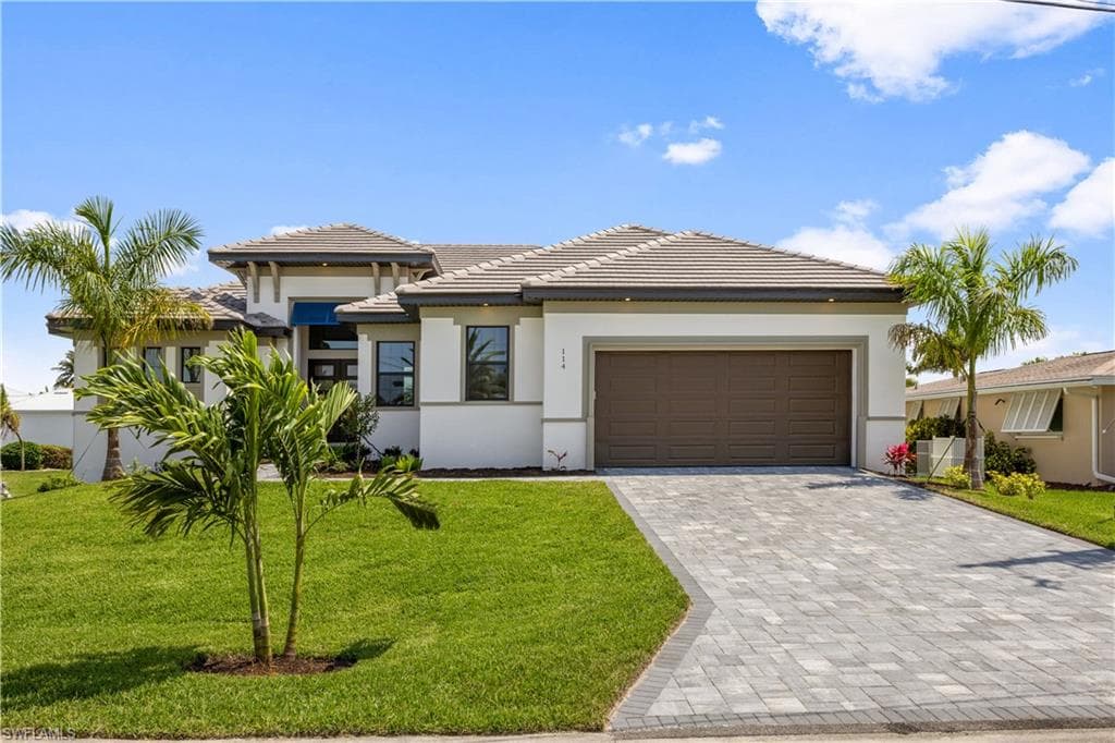 114 SW 52nd ST CAPE CORAL, FL 33914