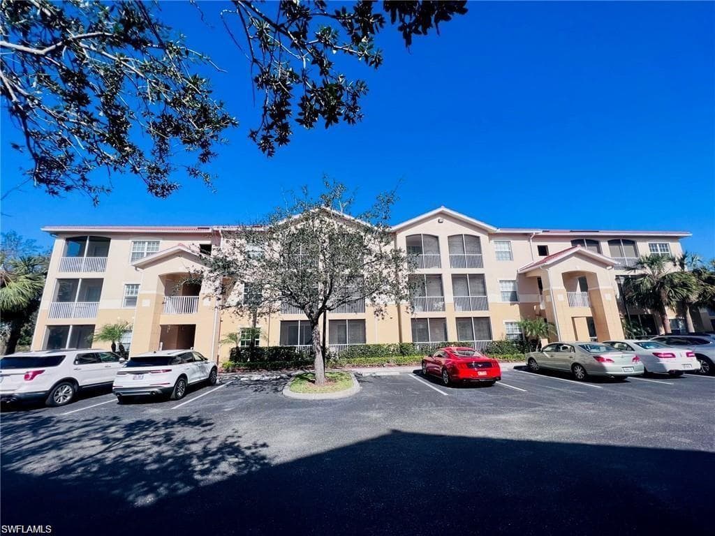 9015 Colby DR 2018 FORT MYERS, FL 33919