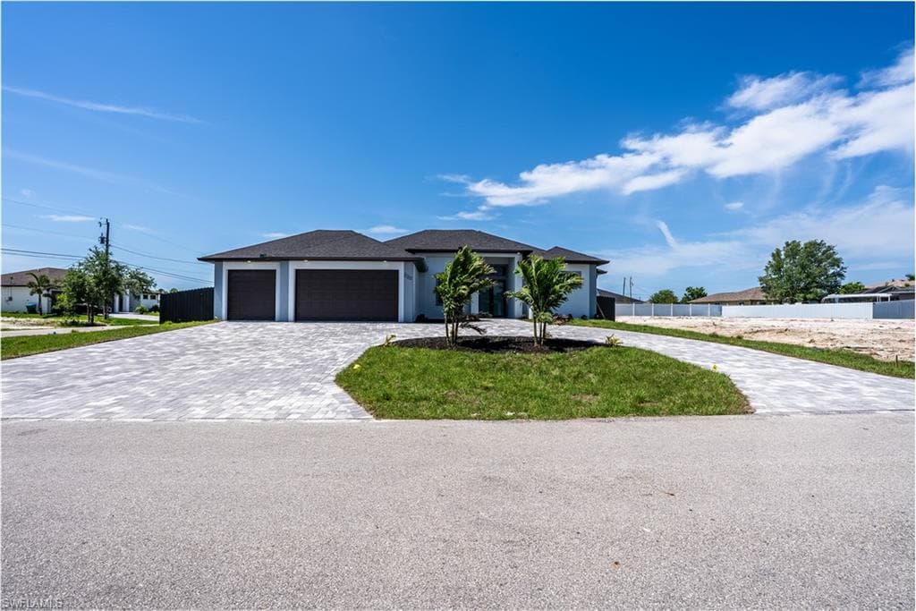 220 NW 14th PL CAPE CORAL, FL 33993