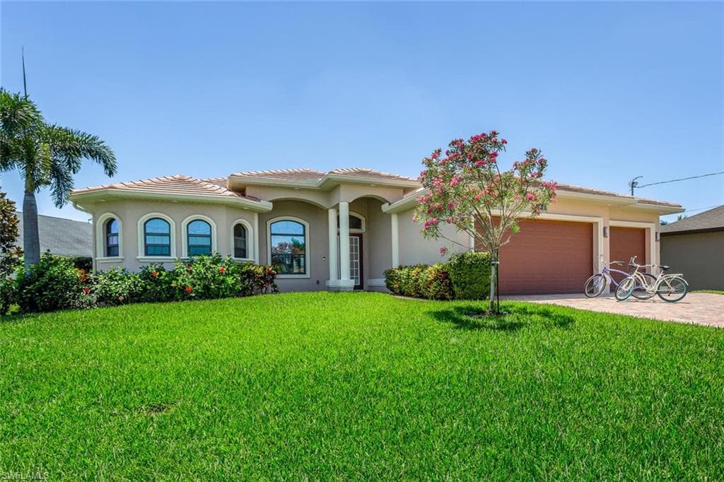 3936 SW 25th PL CAPE CORAL, FL 33914