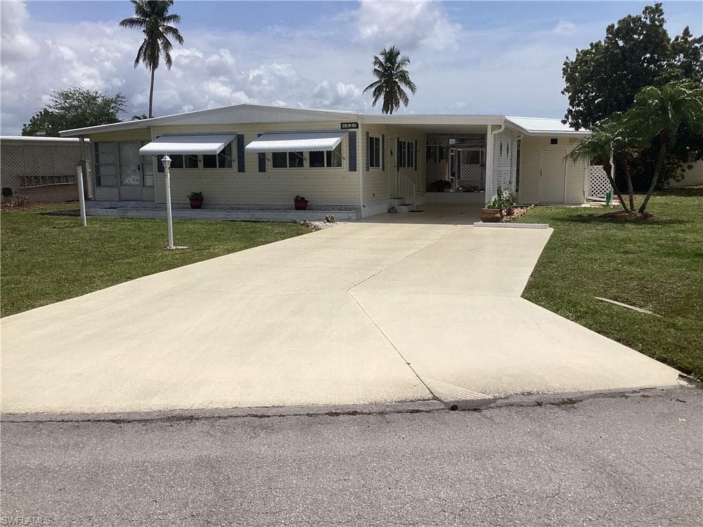 12 Cannes DR NAPLES, FL 34112