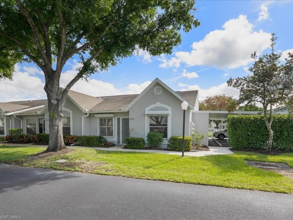 10800 King George LN 2606 NAPLES, FL 34109
