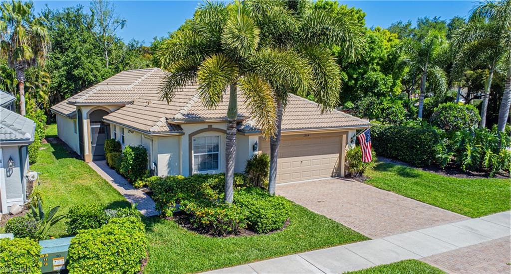 1364 Triandra LN NAPLES, FL 34119