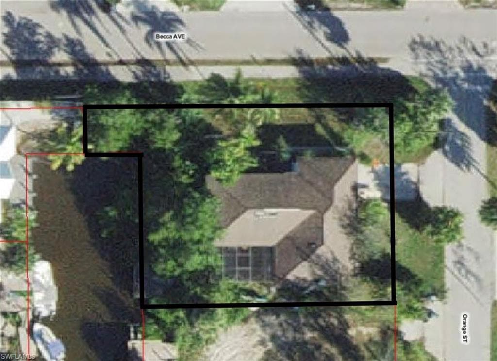 2918 Orange ST NAPLES, FL 34112