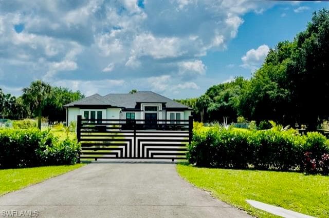 140 22nd AVE NE NAPLES, FL 34120