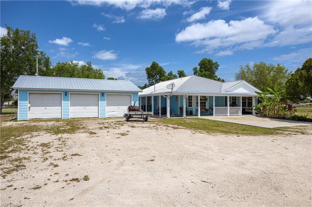3666 Fort Simmons AVE FORT DENAUD, FL 33935