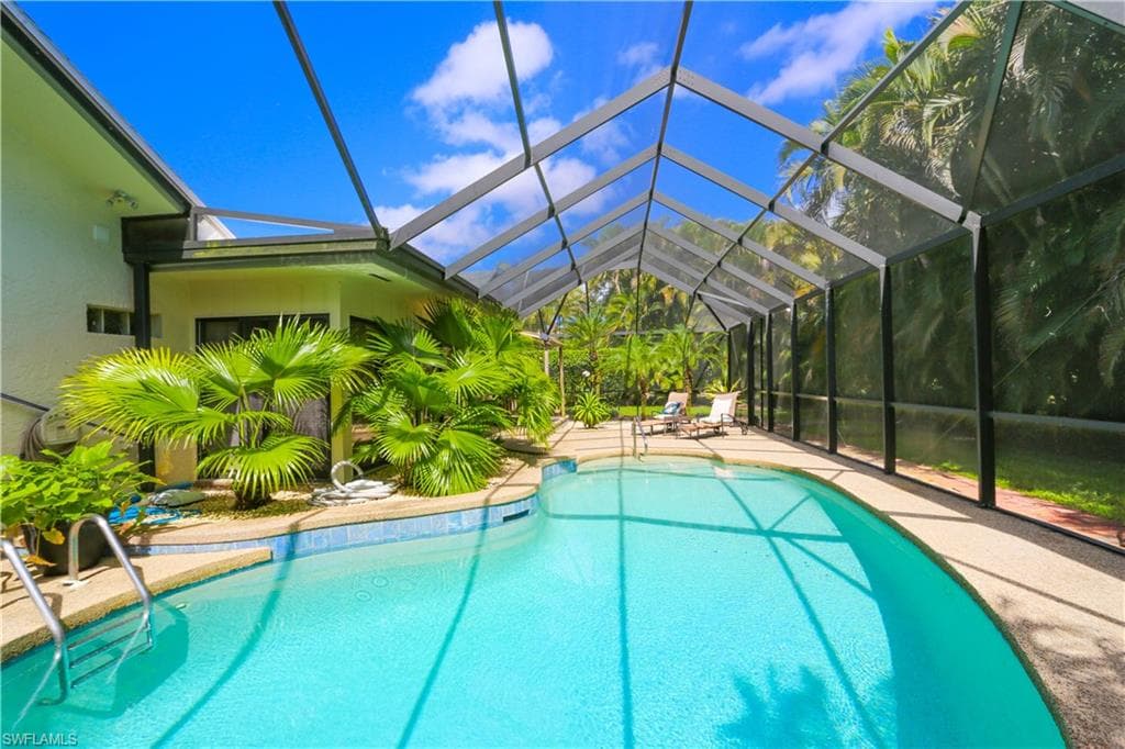 223 Forest Hills BLVD NAPLES, FL 34113
