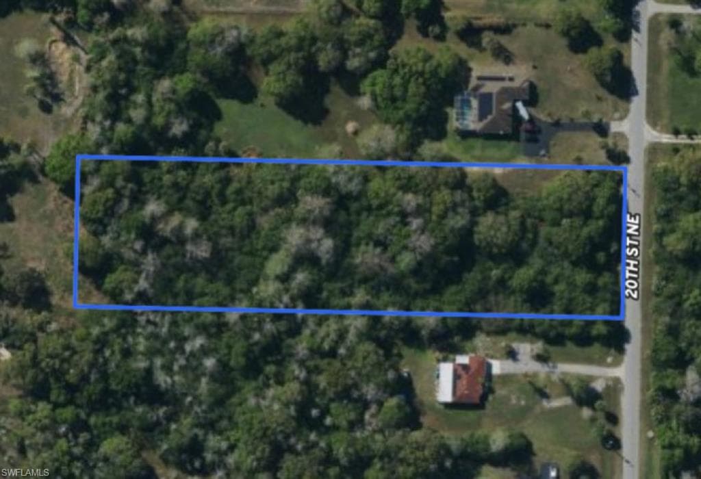 320 20th ST NE NAPLES, FL 34120