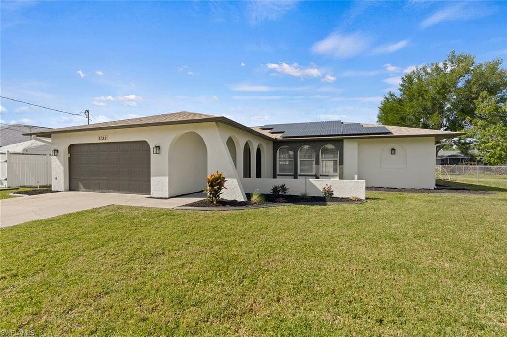 1439 SE 18th TER CAPE CORAL, FL 33990